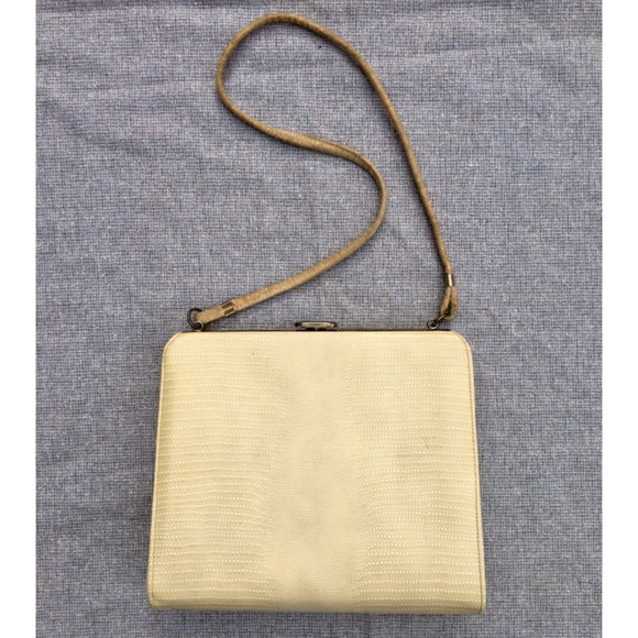 Vintage Handbags - Vintage Mid Century Cream Reptile Purse As Is